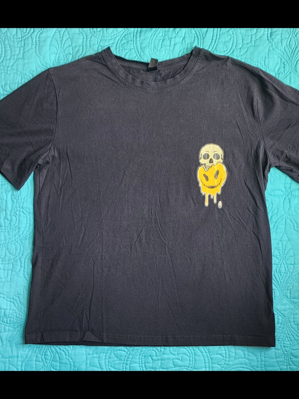 ROMWE Melting Smiley Face Off Skull Black T